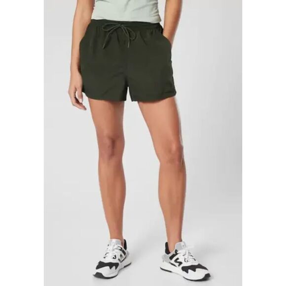 ATHLETA Expedition Athletic Short in Tuscan Olive Sz 16‎ - Picture 1 of 5